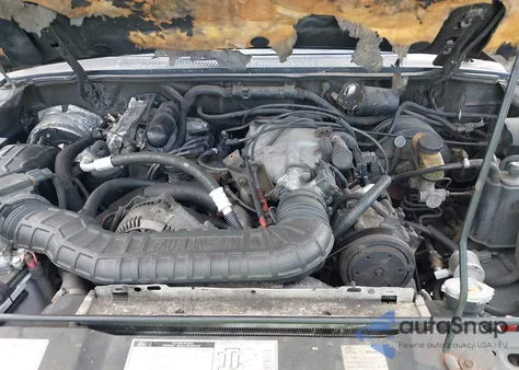 1994 Ford Explorer z USA, uszkodzony, nr VIN 1FMDU34XXRUD86684